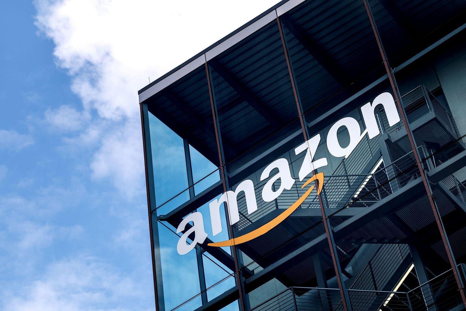 Amazon's AGI Lab Reveals Its First Work: Advanced AI Agents Amazon's AGI Lab Reveals Its First Work: Advanced AI Agents