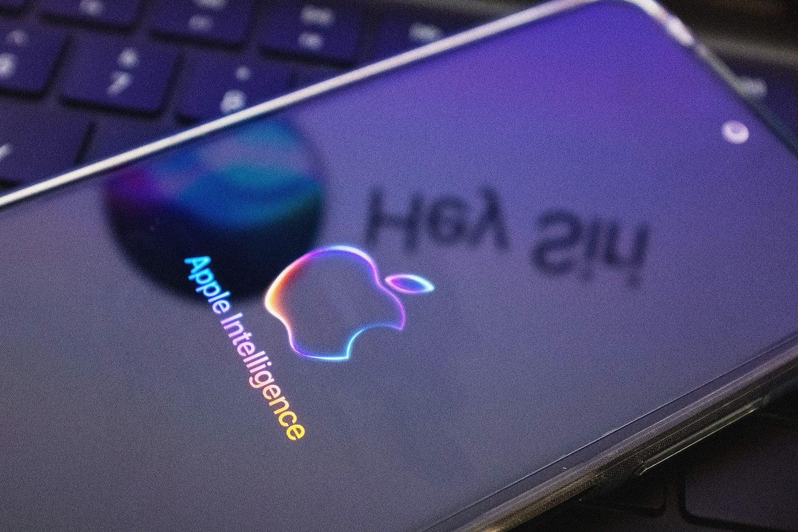 To Truly Fix Siri, Apple May Have to Backtrack on One Key Thing—Privacy To Truly Fix Siri, Apple May Have to Backtrack on One Key Thing—Privacy