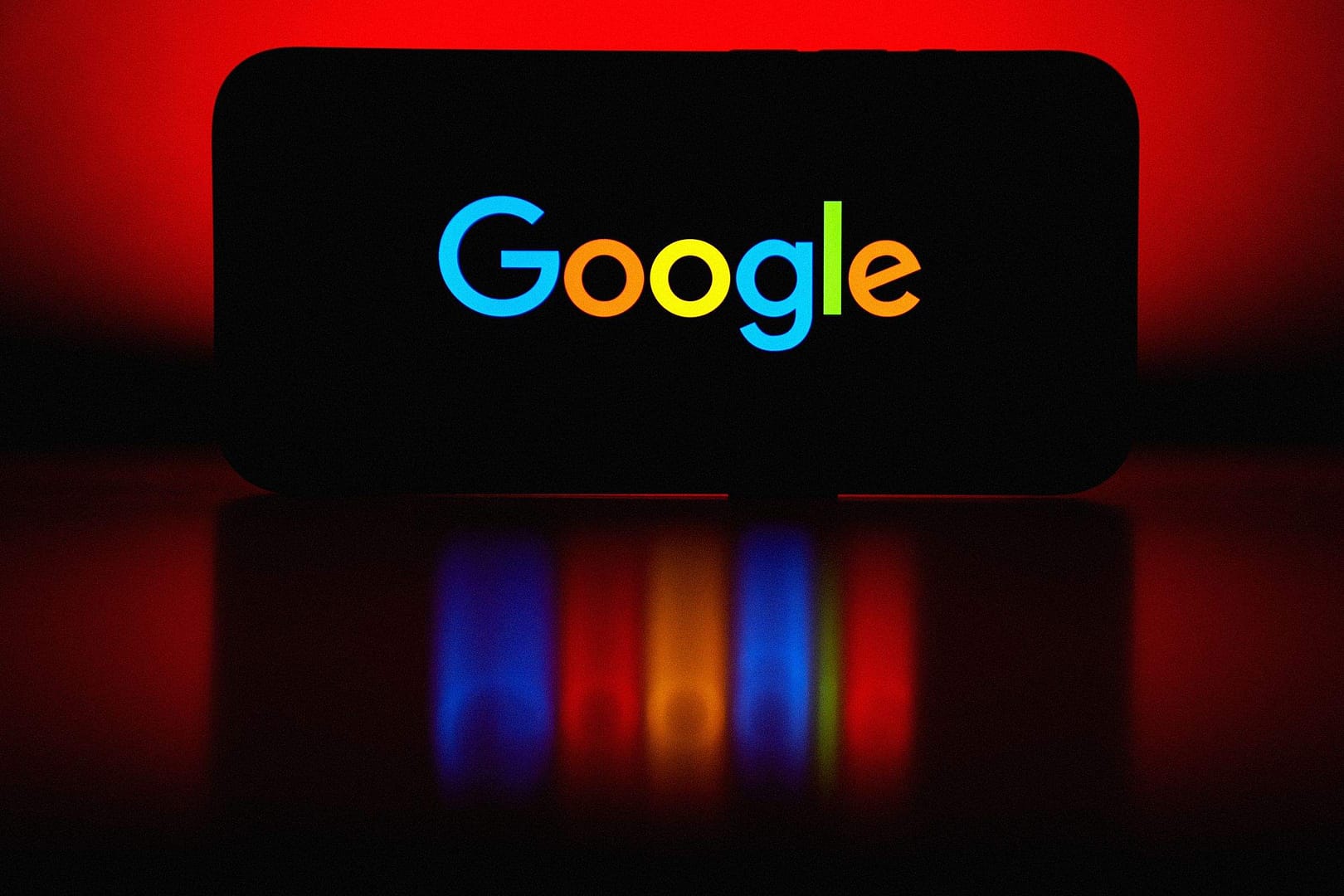 Google Is Using On-Device AI to Spot Scam Texts and Investment Fraud Google Is Using On-Device AI to Spot Scam Texts and Investment Fraud